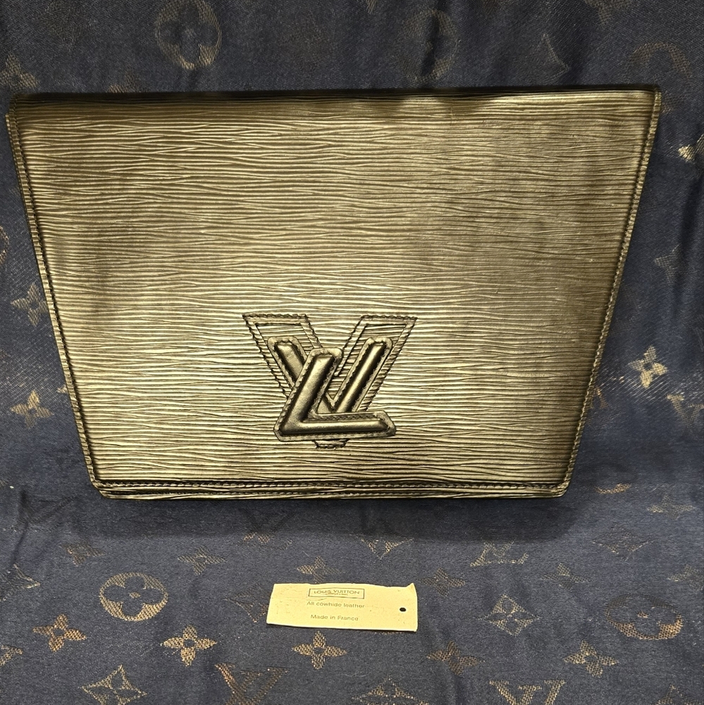 Louis Vuitton EPI Black Clutch